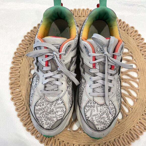 New Balance x GANNI 2002R Rain Cloud Sneakers Men's US 11 - Picture 3 of 12